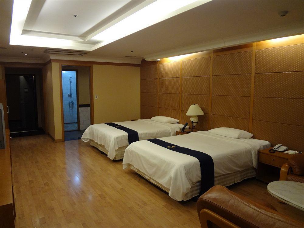 Diamond Tourist Hotel Пусан Екстер'єр фото